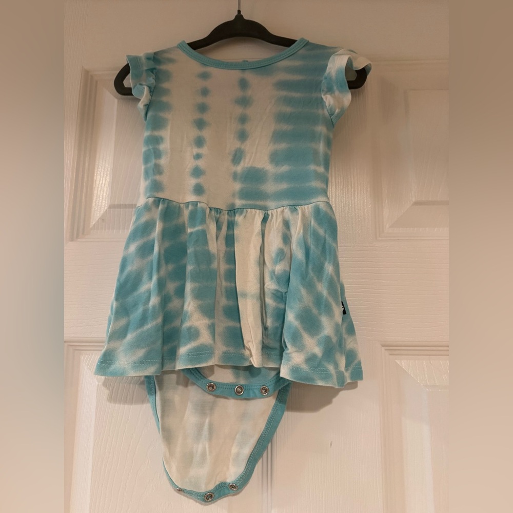Kyte BABY Teal and White Baby Twirl Bodysuit Dress - EUC 12-18 M